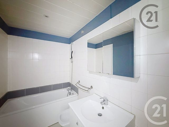 Appartement F3 à louer - 3 pièces - 71.46 m2 - ST MAX - 54 - LORRAINE - Century 21 Les Portes D'Or