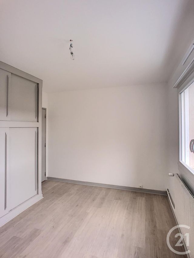 Appartement F5 à louer - 5 pièces - 80.73 m2 - CHATEAU SALINS - 57 - LORRAINE - Century 21 Les Portes D'Or