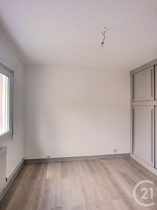 Appartement F5 à louer - 5 pièces - 80.73 m2 - CHATEAU SALINS - 57 - LORRAINE - Century 21 Les Portes D'Or