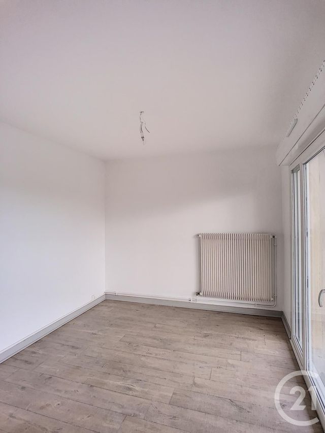 Appartement F5 à louer - 5 pièces - 80.73 m2 - CHATEAU SALINS - 57 - LORRAINE - Century 21 Les Portes D'Or