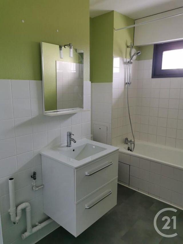 Appartement F2 à louer - 2 pièces - 49.45 m2 - VILLERS LES NANCY - 54 - LORRAINE - Century 21 Les Portes D'Or