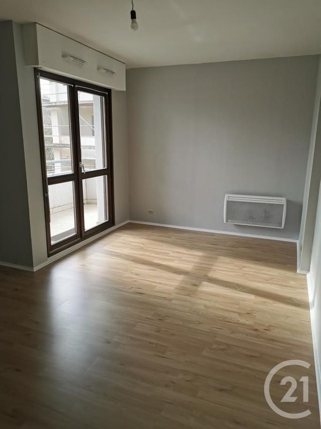 Appartement F2 à louer - 2 pièces - 49.45 m2 - VILLERS LES NANCY - 54 - LORRAINE - Century 21 Les Portes D'Or