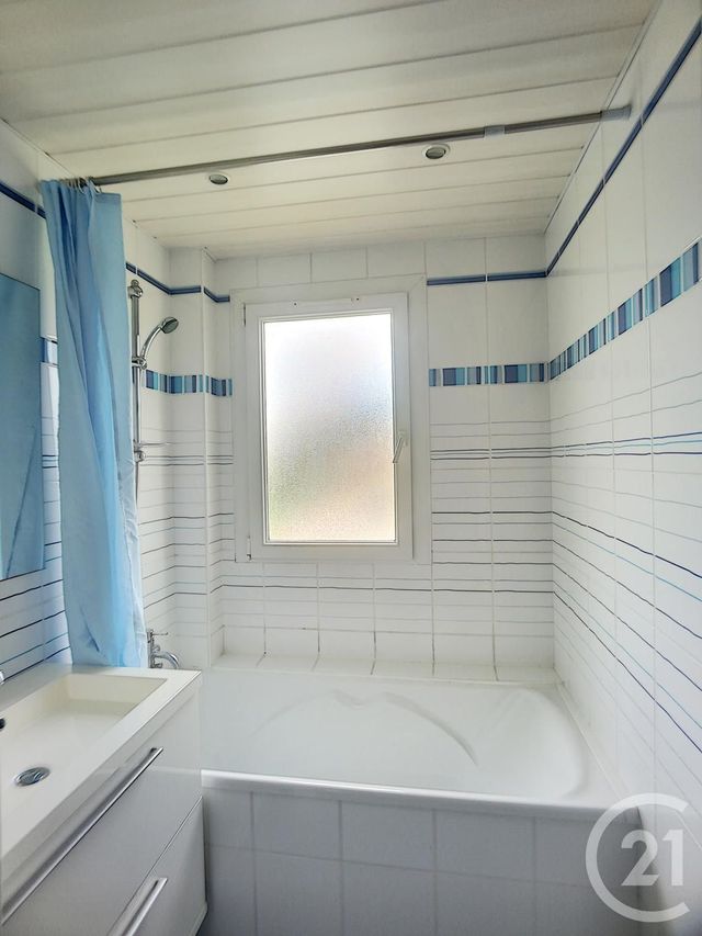 Afficher la photo en grand Appartement F4 à louer - 4 pièces - 72.14 m2 - ST MAX - 54 - LORRAINE - Century 21 Les Portes D'Or