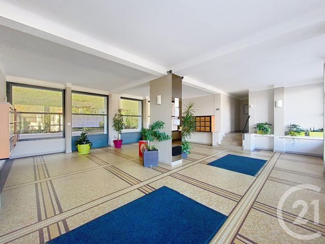 Appartement F5 à vendre - 4 pièces - 84.41 m2 - NANCY - 54 - LORRAINE - Century 21 Les Portes D'Or