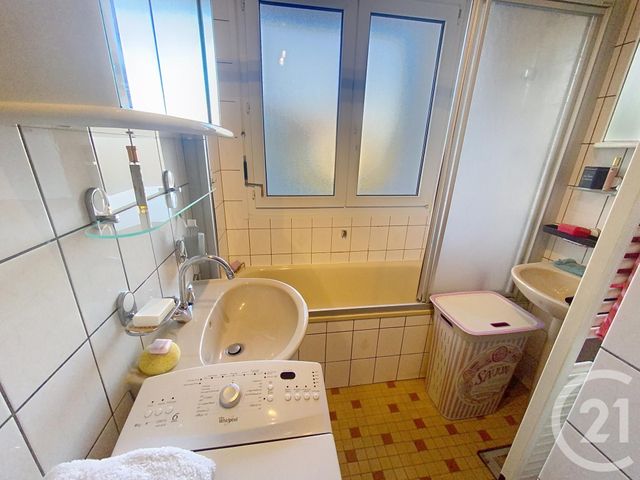 Appartement F5 à vendre - 4 pièces - 84.41 m2 - NANCY - 54 - LORRAINE - Century 21 Les Portes D'Or