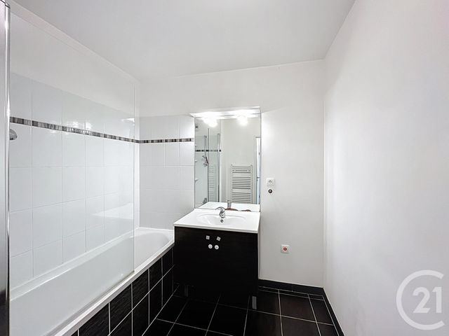 Appartement F4 à vendre - 4 pièces - 87.75 m2 - ST MAX - 54 - LORRAINE - Century 21 Les Portes D'Or