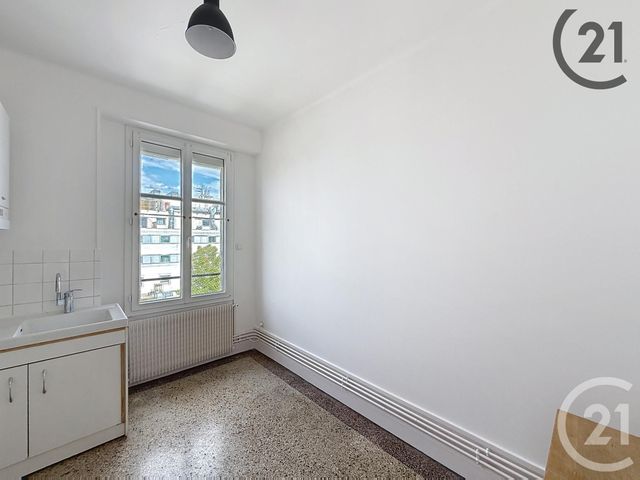 Afficher la photo en grand Appartement F3 à louer - 3 pièces - 51.26 m2 - ESSEY LES NANCY - 54 - LORRAINE - Century 21 Les Portes D'Or