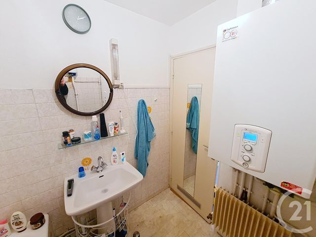 Appartement F1 bis à vendre - 2 pièces - 26.1 m2 - VANDOEUVRE LES NANCY - 54 - LORRAINE - Century 21 Les Portes D'Or