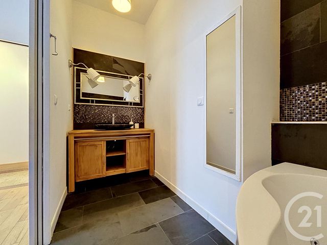 Appartement F4 à vendre - 5 pièces - 122.6 m2 - NANCY - 54 - LORRAINE - Century 21 Les Portes D'Or