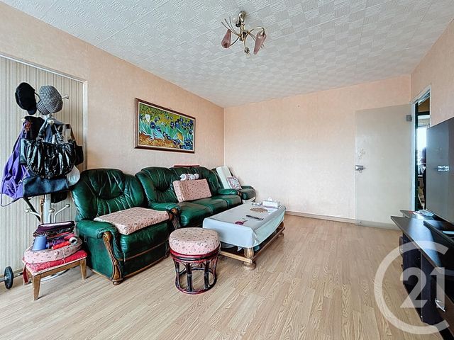 Afficher la photo en grand Appartement F5 à vendre - 4 pièces - 89.79 m2 - LAXOU - 54 - LORRAINE - Century 21 Les Portes D'Or