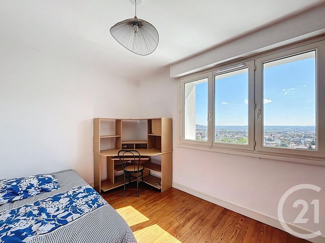 Afficher la photo en grand Appartement T4 à vendre - 4 pièces - 73.0 m2 - NANCY - 54 - LORRAINE - Century 21 Les Portes D'Or