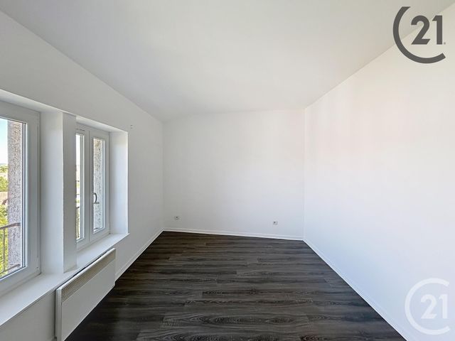 Afficher la photo en grand Appartement F3 à louer - 3 pièces - 45.14 m2 - NANCY - 54 - LORRAINE - Century 21 Les Portes D'Or