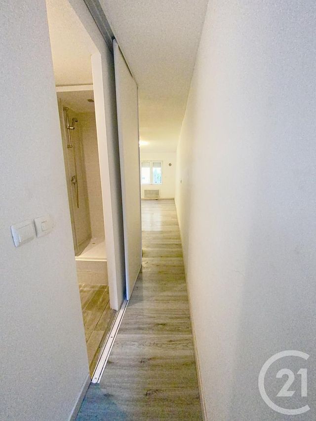 Appartement à vendre - 2 pièces - 31.0 m2 - NANCY - 54 - LORRAINE - Century 21 Les Portes D'Or