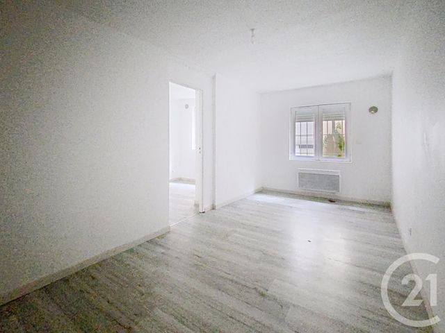 Appartement à vendre - 2 pièces - 31.0 m2 - NANCY - 54 - LORRAINE - Century 21 Les Portes D'Or