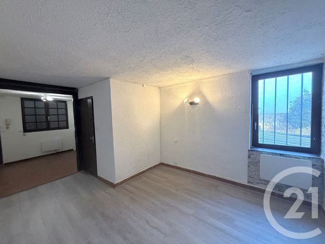 Appartement F1 à vendre - 1 pièce - 28.39 m2 - VANDOEUVRE LES NANCY - 54 - LORRAINE - Century 21 Les Portes D'Or