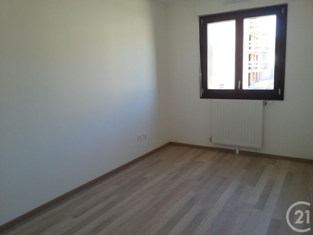 maison à louer - 4 pièces - 76.0 m2 - VANDOEUVRE LES NANCY - 54 - LORRAINE - Century 21 Les Portes D'Or