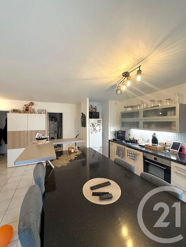 Appartement T3 à vendre - 4 pièces - 77.05 m2 - ESSEY LES NANCY - 54 - LORRAINE - Century 21 Les Portes D'Or