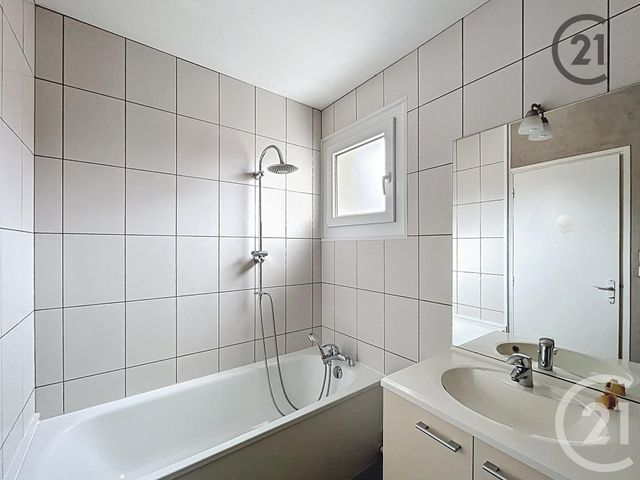 Appartement T3 à vendre - 3 pièces - 68.73 m2 - NANCY - 54 - LORRAINE - Century 21 Les Portes D'Or