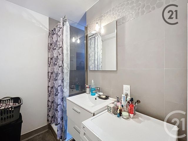 Appartement T2 à vendre - 2 pièces - 49.3 m2 - ST MAX - 54 - LORRAINE - Century 21 Les Portes D'Or