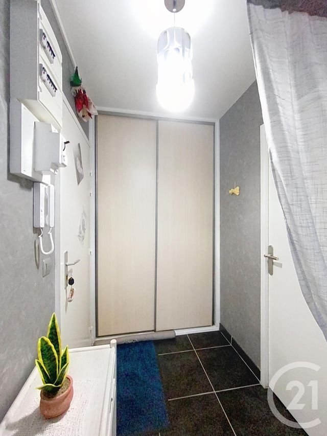 Appartement T2 à vendre - 2 pièces - 52.17 m2 - ESSEY LES NANCY - 54 - LORRAINE - Century 21 Les Portes D'Or