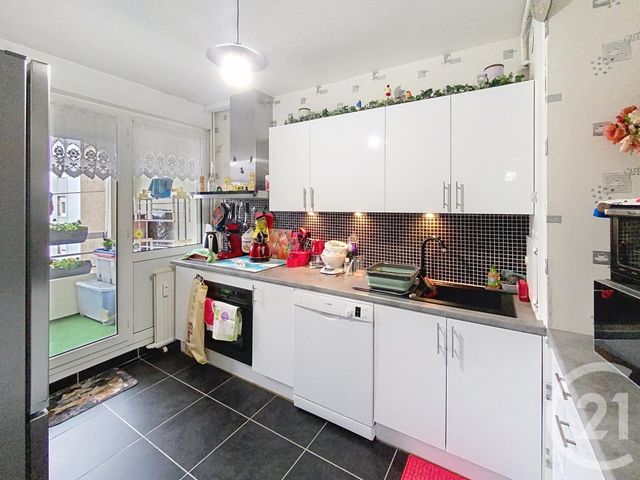 Appartement T2 à vendre - 2 pièces - 52.17 m2 - ESSEY LES NANCY - 54 - LORRAINE - Century 21 Les Portes D'Or