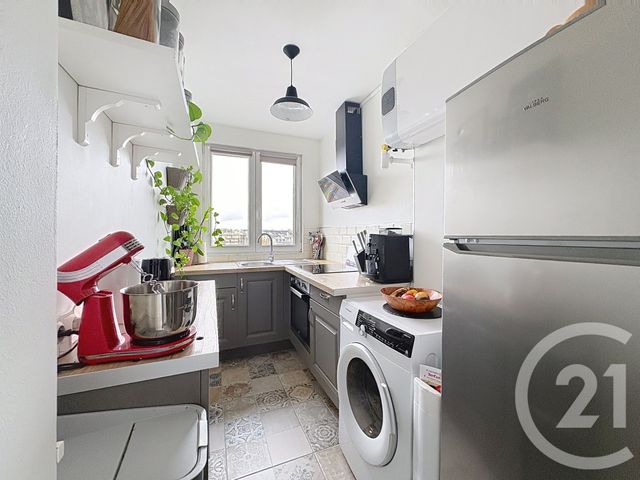 Appartement T3 à vendre - 3 pièces - 50.6 m2 - VANDOEUVRE LES NANCY - 54 - LORRAINE - Century 21 Les Portes D'Or