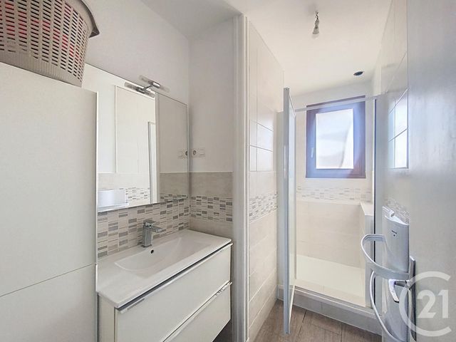 Appartement F3 à vendre - 3 pièces - 51.0 m2 - ESSEY LES NANCY - 54 - LORRAINE - Century 21 Les Portes D'Or