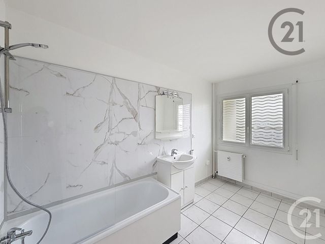 Appartement F2 à louer - 2 pièces - 57.78 m2 - ST MAX - 54 - LORRAINE - Century 21 Les Portes D'Or