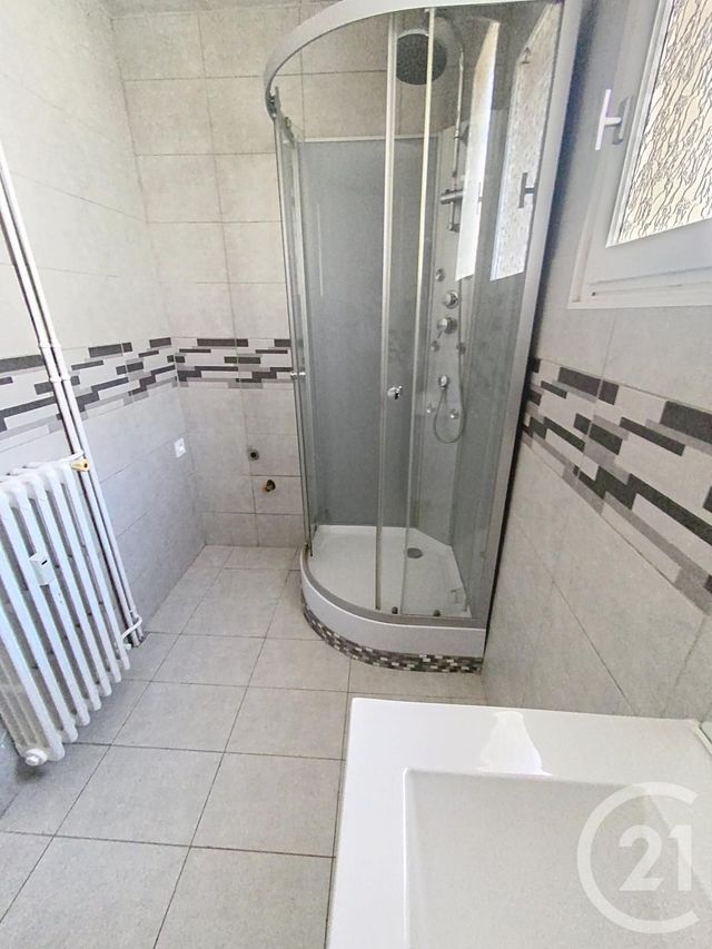 Appartement F3 à vendre - 3 pièces - 67.17 m2 - ST MAX - 54 - LORRAINE - Century 21 Les Portes D'Or