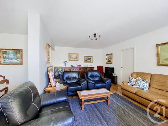 Appartement F5 à vendre - 5 pièces - 108.57 m2 - NANCY - 54 - LORRAINE - Century 21 Les Portes D'Or