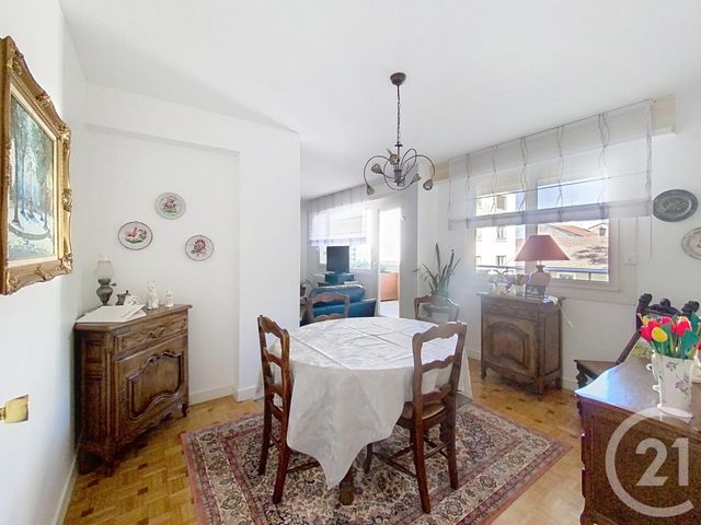 Appartement F5 à vendre - 5 pièces - 108.57 m2 - NANCY - 54 - LORRAINE - Century 21 Les Portes D'Or