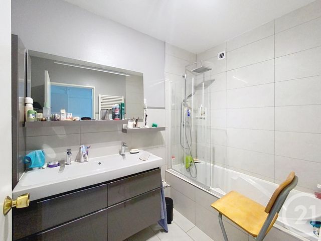 Appartement F5 à vendre - 5 pièces - 108.57 m2 - NANCY - 54 - LORRAINE - Century 21 Les Portes D'Or