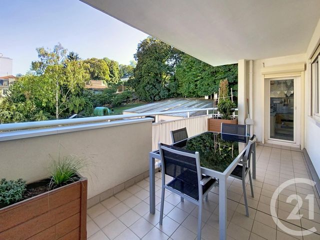 Appartement F5 à vendre - 5 pièces - 108.57 m2 - NANCY - 54 - LORRAINE - Century 21 Les Portes D'Or