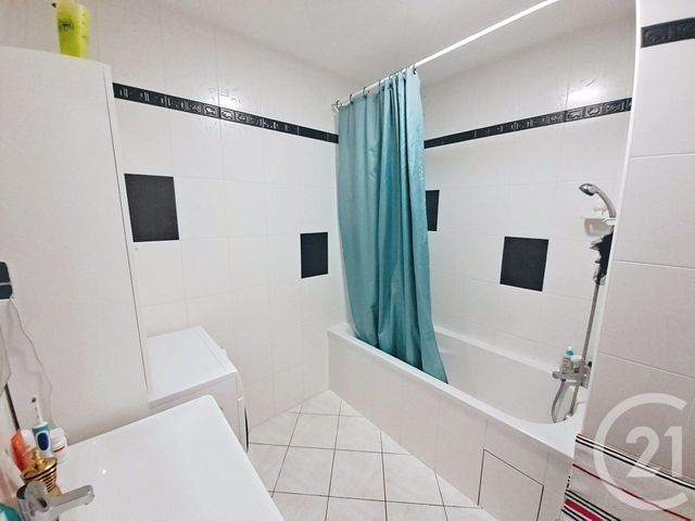 Appartement F4 à vendre - 4 pièces - 86.47 m2 - ST MAX - 54 - LORRAINE - Century 21 Les Portes D'Or